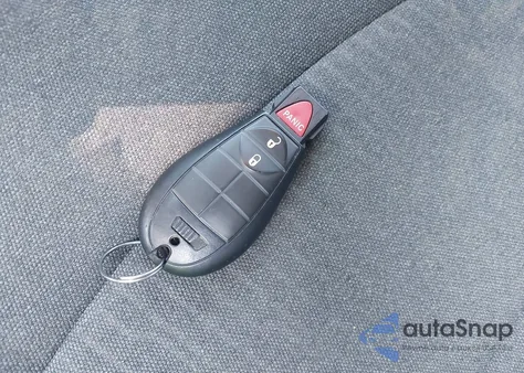 2021 Ram 1500 Classic z USA, uszkodzony, nr VIN 1C6RR7GG6MS554802